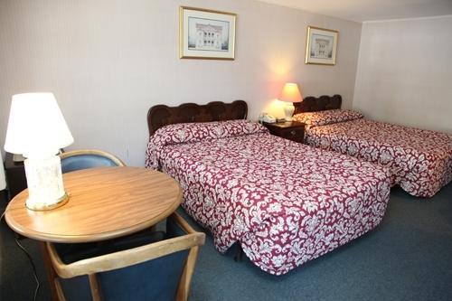 Centerville Corners Inn Стая снимка