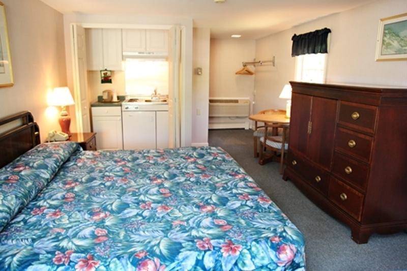 Centerville Corners Inn Стая снимка